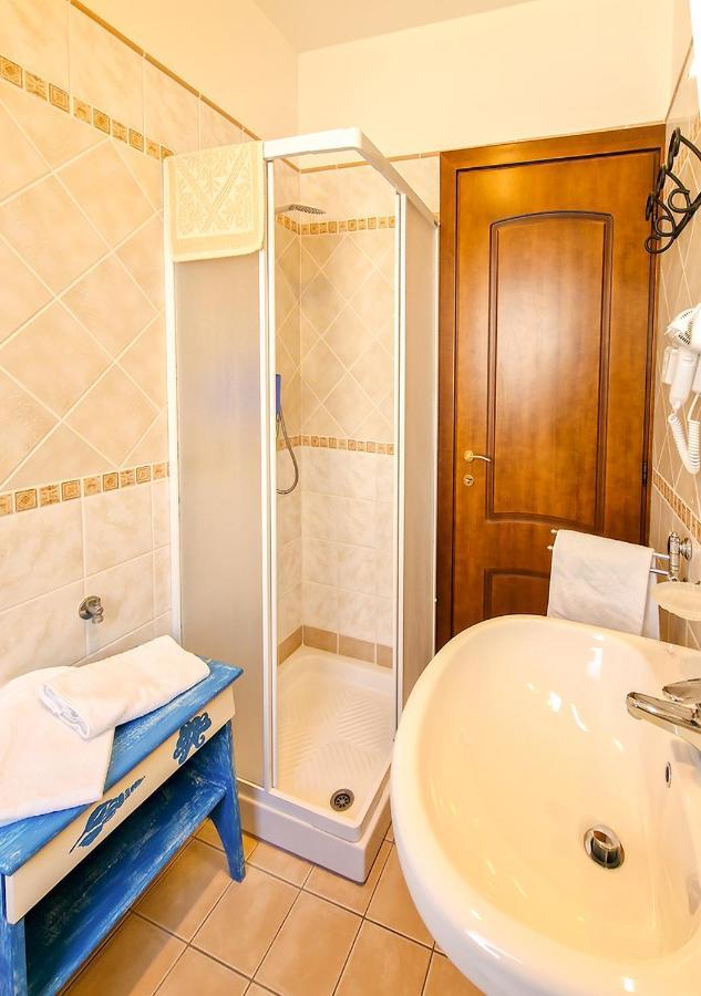 Murphy Holiday Home - Sea And Dreams 02 La Maddalena  Eksteriør billede